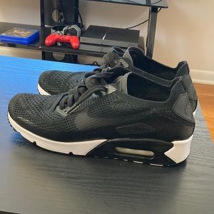 Nike air max 90 flyknit